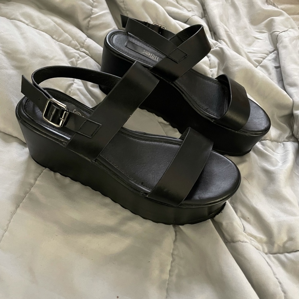 Black Platform Sandals